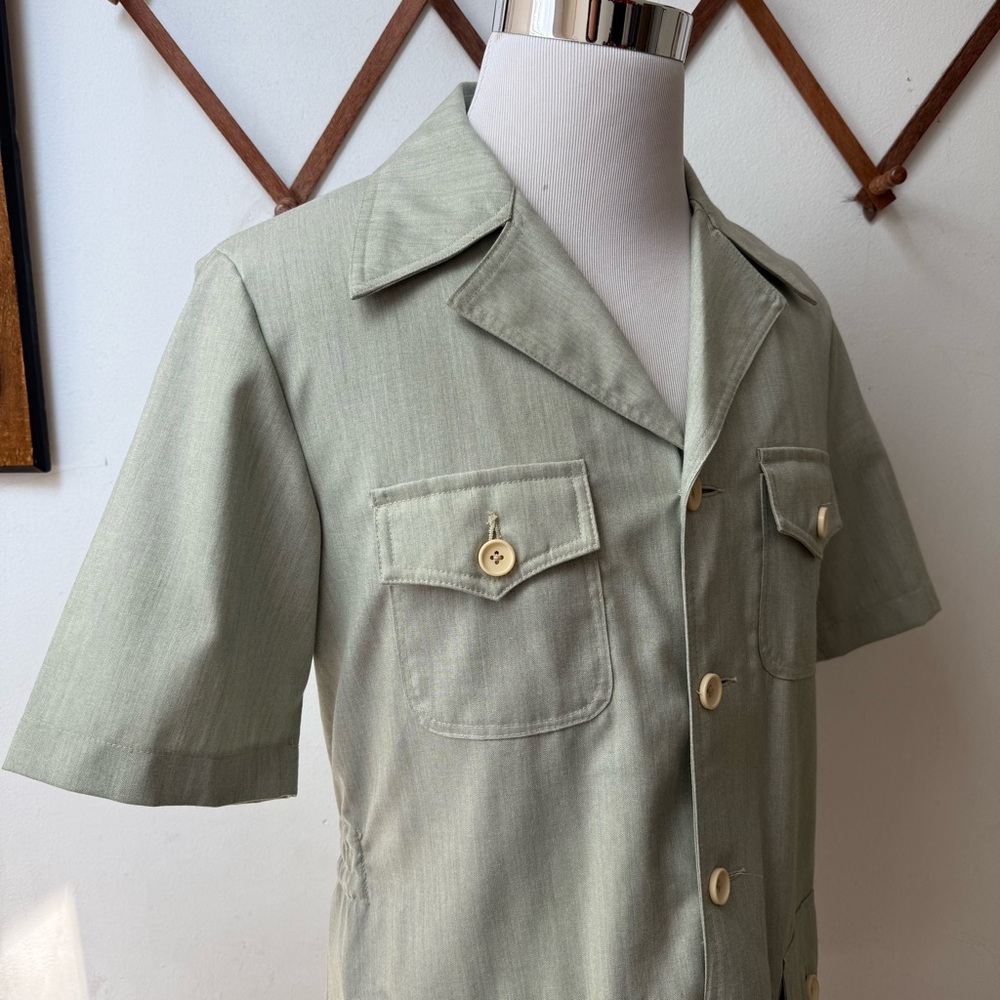Retro Sage Green 4 Pocket Safari Button-Up Shirt - Picture 8 of 13